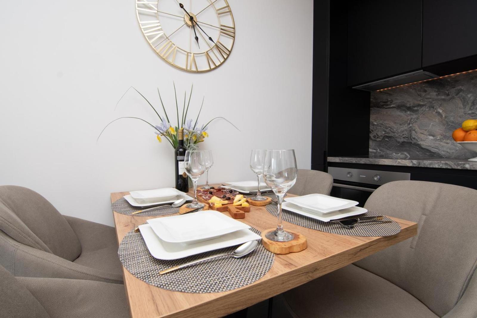 Studio Apartman Apollonia Sinj Buitenkant foto