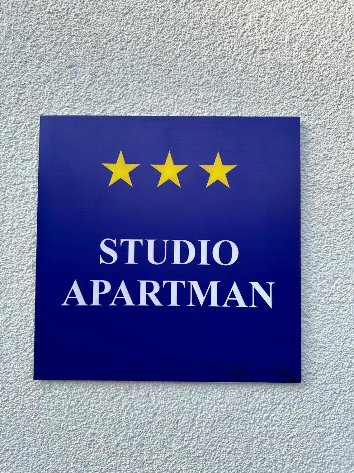 Studio Apartman Apollonia Sinj Buitenkant foto